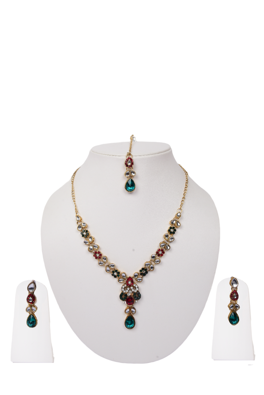 Namokriti Royal Kundan Necklace Set with Earrings & Maang Tikka – Perfect for Weddings & Festive Glam